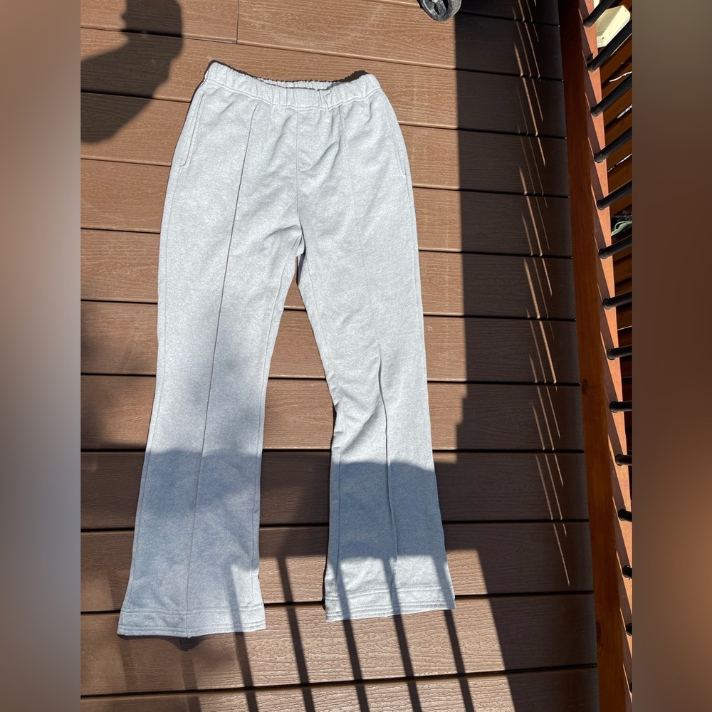 Vuja de flare sweatpants